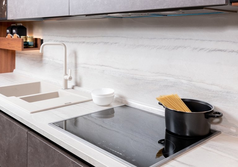 Как подключить индукционную варочную панель Graude