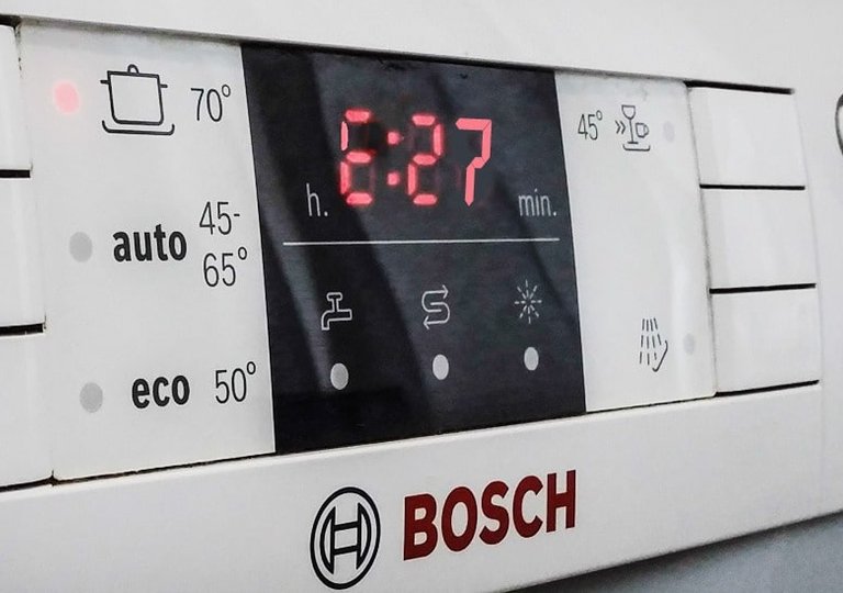 Как сбросить и перезагрузить посудомоечную машину: подробная инструкция Как сбросить и перезагрузить посудомоечную машину: подробная инструкция