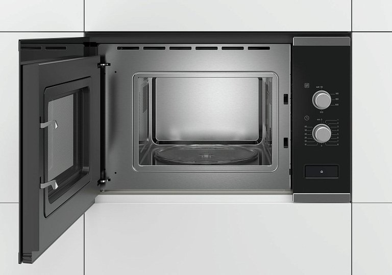 Обзор микроволновой печи Bosch BFL520MS0 Обзор микроволновой печи Bosch BFL520MS0