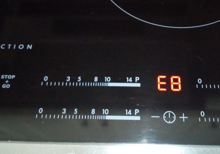 Ошибка E7 и E8: проблемы с вентиляцией Ошибка E7 и E8: проблемы с вентиляцией