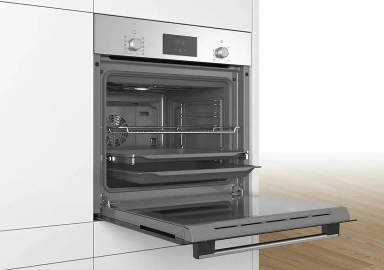 Обзор духового шкафа Bosch HBF114ES0R Обзор духового шкафа Bosch HBF114ES0R