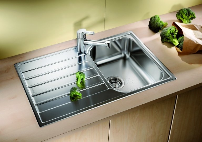 Какая мойка лучше гранитная или нержавейка Какая мойка лучше гранитная или нержавейка