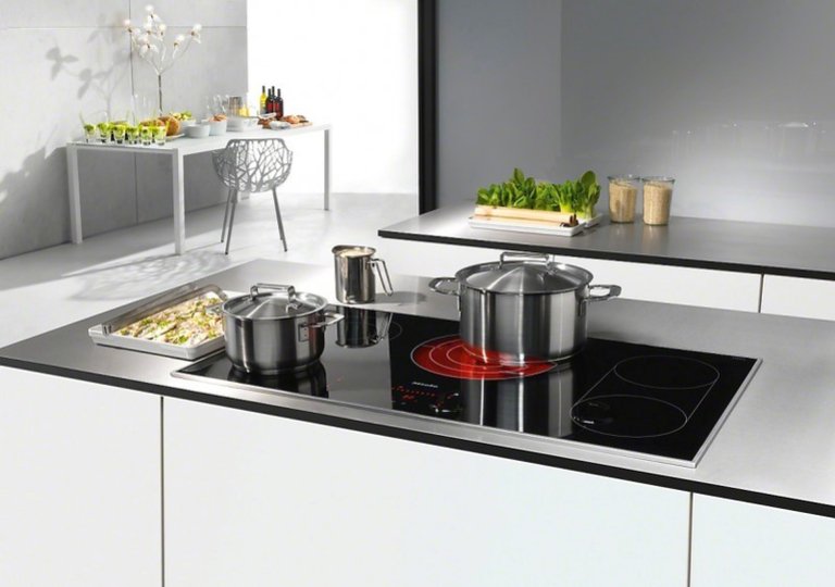 Какую варочную панель выбрать по материалу поверхности? Какую варочную панель выбрать по материалу поверхности?