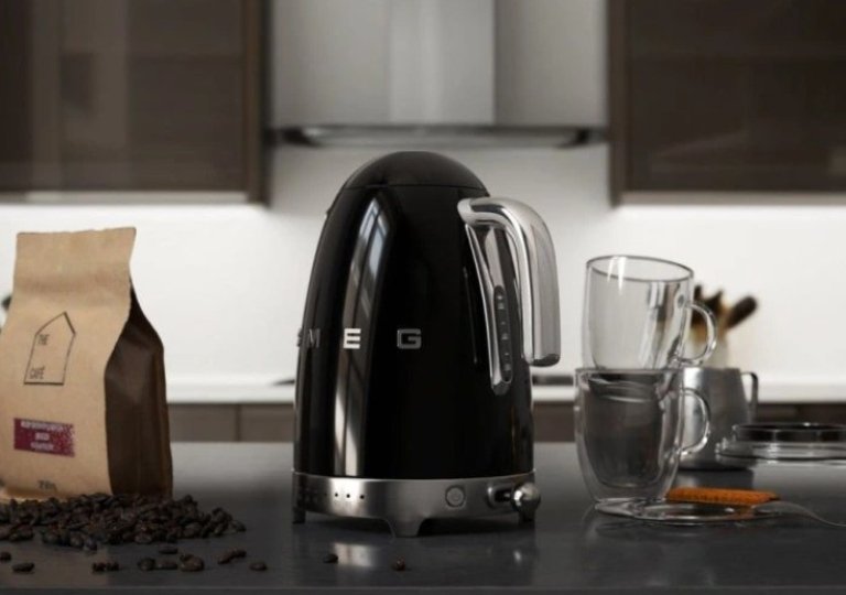 Обзор чайника Smeg KLF04BLEU Обзор чайника Smeg KLF04BLEU