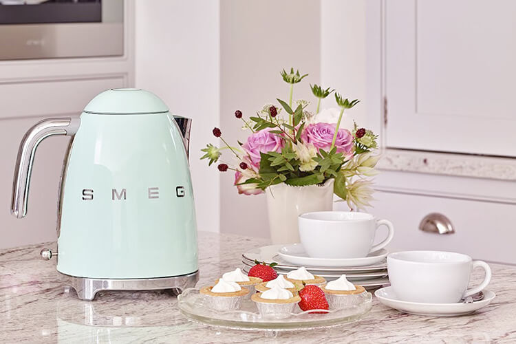 Обзор чайников Smeg Обзор чайников Smeg